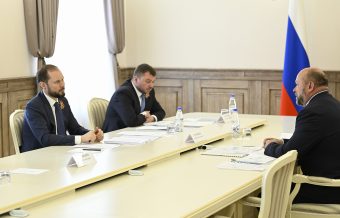 Виталий Королев и глава Калининского округа обсудили вопросы развития территории