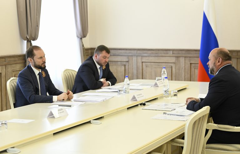 Виталий Королев и глава Калининского округа обсудили вопросы развития территории