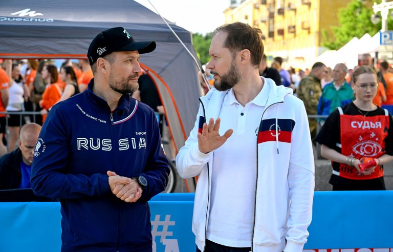 В Твери Виталий Королев дал старт главному полумарафону России «ЗаБег.РФ»