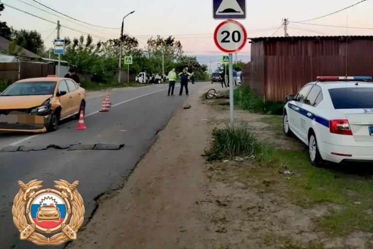 В Твери подросток-велосипедист не смотрел на дорогу и получил тяжёлые травмы