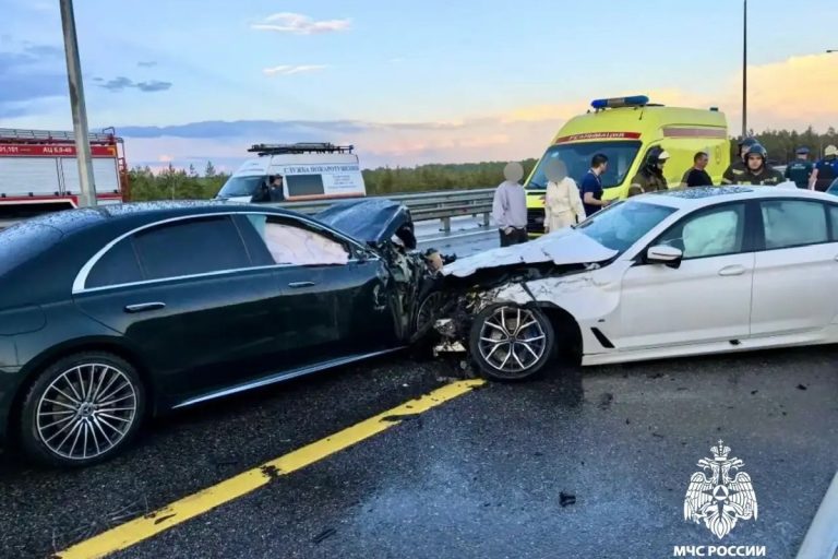 На М-11 в Тверской области сбили людей, помогавших пострадавшим в ДТП