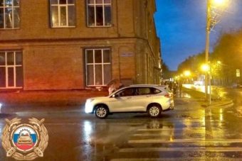 На пешеходном переходе в Твери сбили девушку