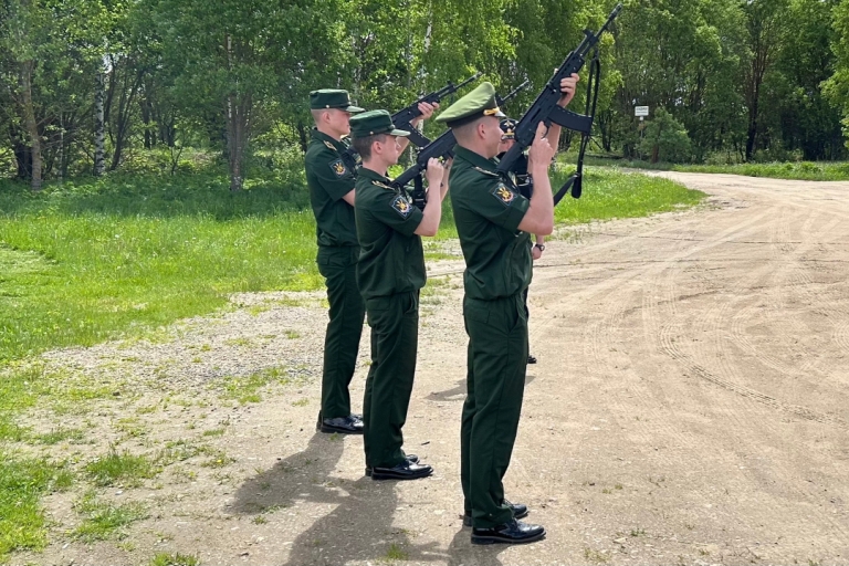 В Тверской области похоронили двоих бойцов, погибших на СВО