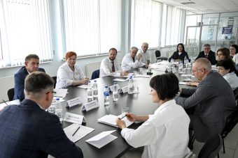 Виталий Королев: Важно дотянуть современную медицинскую помощь до всех наших муниципалитетов