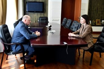 Сергей Голубев обсудил Алёной Аршиновой реализацию народной программы «Единой России»