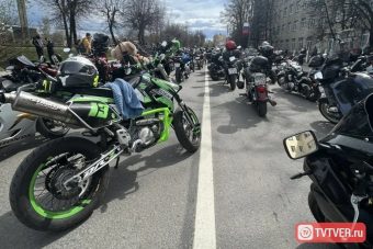 В Твери байкеры отправились в традиционный мотопробег в честь открытия сезона