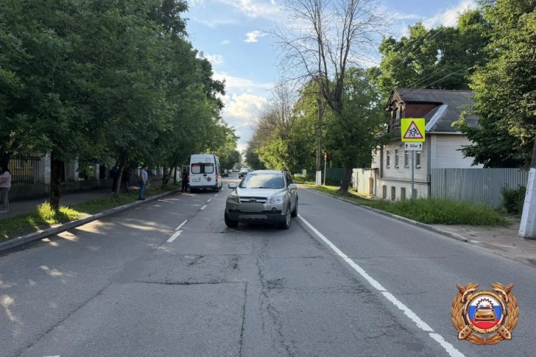 В Твери 7-летний мальчик попал под колеса автомобиля