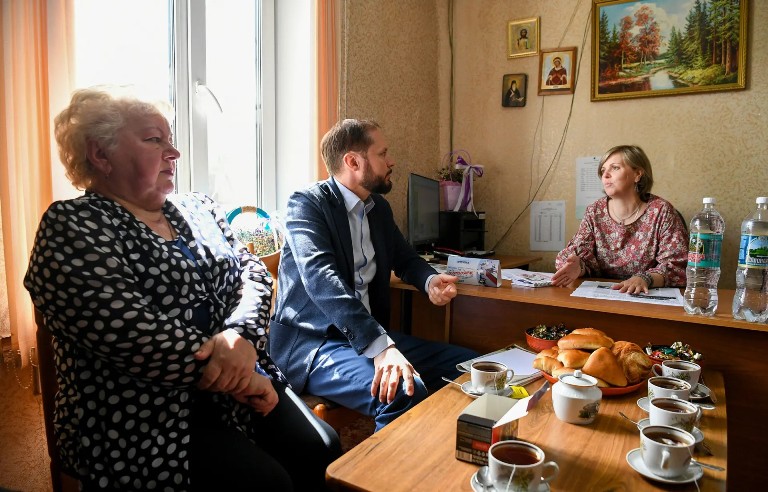 Виталий Королев взял ряд обязательств во время общения с жителями Максатихи