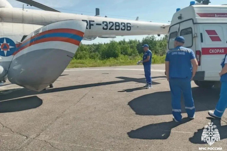 В Тверской области для спасения пациентов задействовали вертолет МЧС