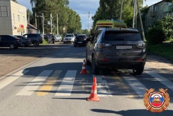 На пешеходном переходе под Тверью джип сбил девочку