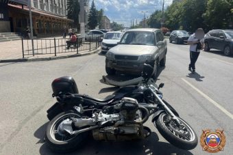 В Твери пассажир мотоцикла пострадал в ДТП