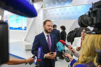 Виталий Королев подвел итоги второго дня ПМЭФ-2026: «Встречи и подписание соглашений практически нон-стоп»