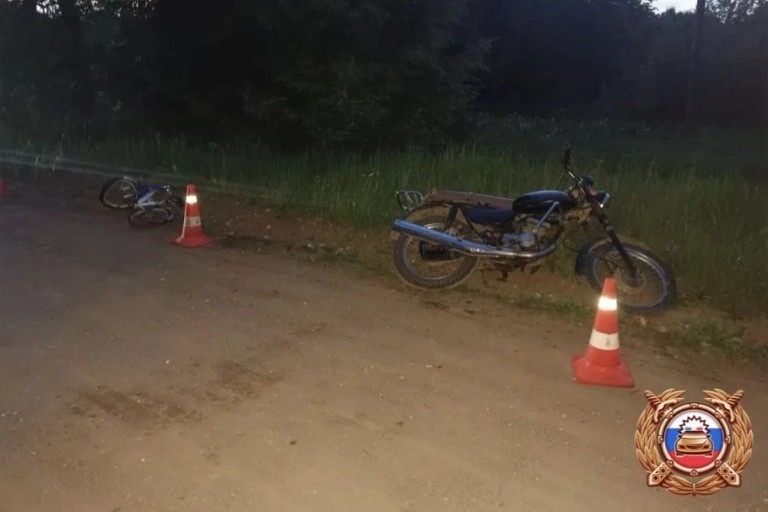 В Тверской области 14-летний мотоциклист сбил 5-летнего велосипедиста