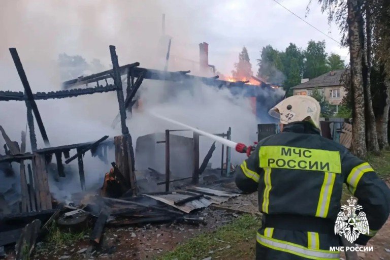 Мужчина погиб при пожаре в Тверской области
