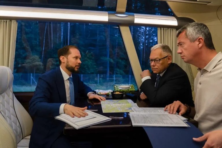 Виталий Королев обсудил с "Автодором" обход Конаково и мост вместо переправы в Дубну