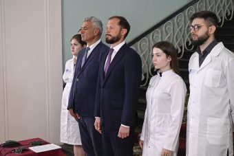 Виталий Королев: с начала года дефицит медицинских кадров в Тверской области сокращен на 9% Виталий Королев: с начала года дефицит медицинских кадров в Тверской области сокращен на 9%