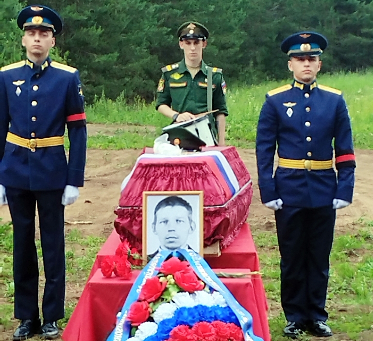 В Тверской области предали земле бойцов, погибших на СВО