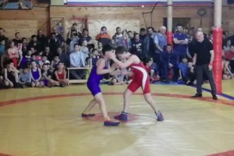 Спортзал в Тверской области остался без ремонта из-за капризов подрядчика Спортзал в Тверской области остался без ремонта из-за капризов подрядчика