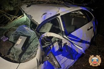 В Тверской области LADA вылетела в кювет В Тверской области LADA вылетела в кювет