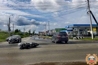В Твери мужчина приобрел мотоцикл Honda и попал на нем в ДТП В Твери мужчина приобрел мотоцикл Honda и попал на нем в ДТП