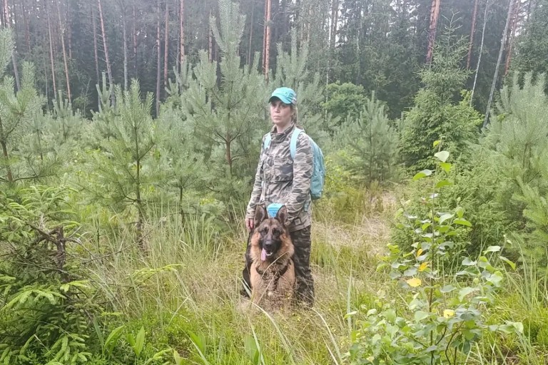 В Тверской области спасатели и волонтеры вывели из леса 80-летнего грибника