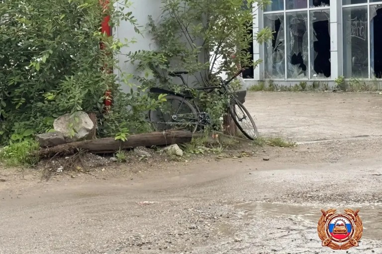 Велосипедист попал под колеса машины в Твери