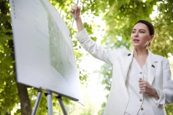 Алёна Аршинова: завершен монтаж металлического каркаса бегового центра в Твери