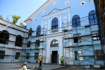 Виталий Королев назвал срок завершения реконструкции ДК «Шахтер» в Нелидово