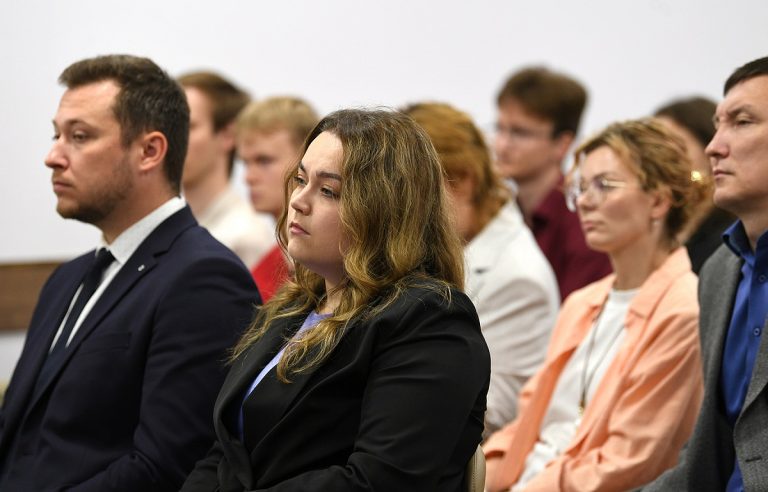 Эксперты в Твери назвали способы защиты от мошенничества с сим-боксами