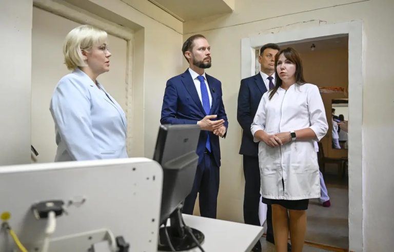 Виталий Королев назвал первоочередные проблемы для решения в Рамешковском округе