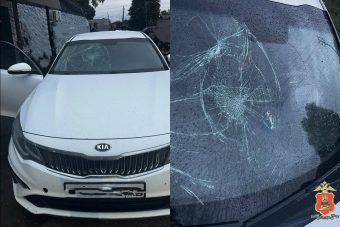 Конфликт из-за взгляда на жену стоил жителю Тверской области изуродованного на полмиллиона автомобиля Конфликт из-за взгляда на жену стоил жителю Тверской области изуродованного на полмиллиона автомобиля