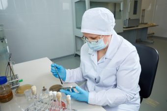 В Тверской области обнаружена опасная красная рыба В Тверской области обнаружена опасная красная рыба