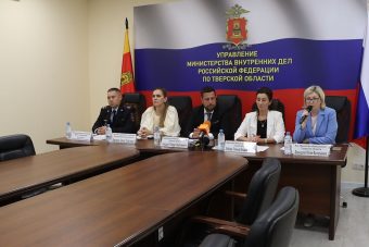 За безопасность на перекрестках: в Тверской области стартовала масштабная кампании по снижению числа ДТП За безопасность на перекрестках: в Тверской области стартовала масштабная кампании по снижению числа ДТП