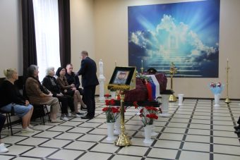 В Тверской области простились с орденоносцем, погибшим на СВО В Тверской области простились с орденоносцем, погибшим на СВО