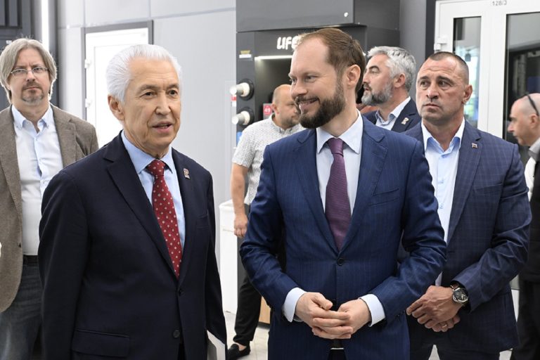 "Единая Россия" поддержала выдвижение Виталия Королева на пост губернатора Тверской области