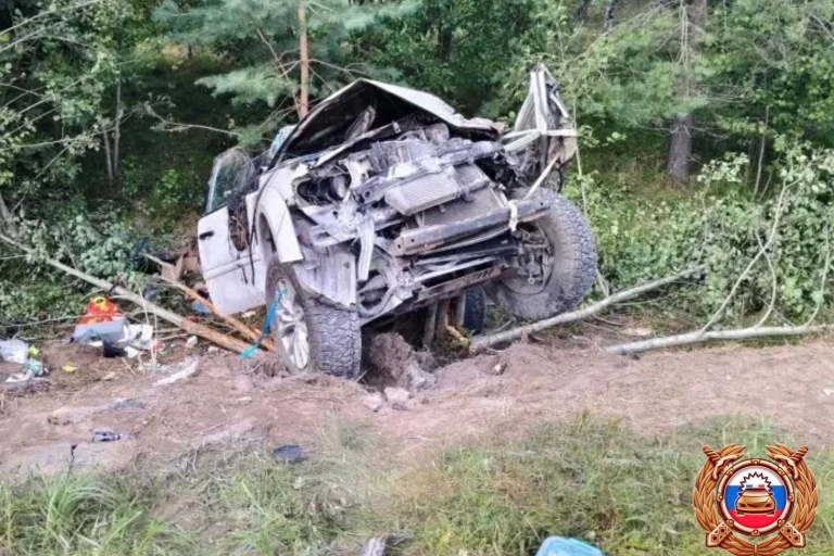Выезд на встречную полосу привел к ДТП с 4 пострадавшими в Тверской области