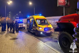 В Твери возле Старого Волжского моста спасли девушку В Твери возле Старого Волжского моста спасли девушку