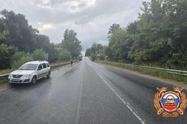 Нарушение на повороте стало причиной ДТП с тремя пострадавшими в Твери