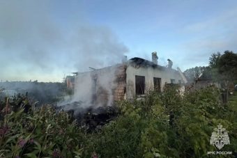 В Тверской области сгорел жилой дом В Тверской области сгорел жилой дом