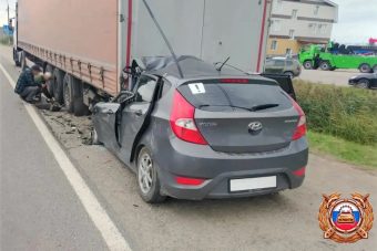 Появились фото с места смертельного ДТП на М-10 под Тверью