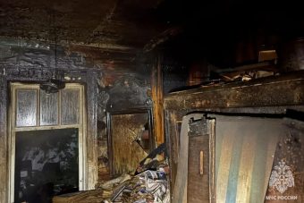 Огнеборцы обнаружили тело пенсионера во время тушения пожара в Твери