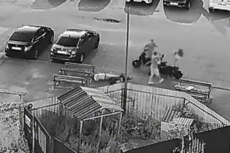 Пятиминутные разборки в Твери закончились тяжкими травмами