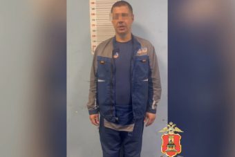 Нетрезвый житель Твери изрезал ножом сделавшего ему замечание молодого человека
