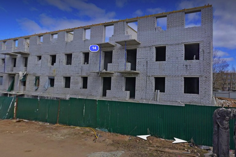 Жители аварийных домов в Тверской области не получили квартир