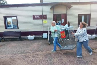 В Тверской области учились эвакуировать бюллетени с избирательных участков В Тверской области учились эвакуировать бюллетени с избирательных участков