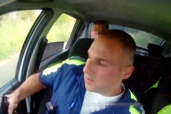 Сотрудники ГАИ в Тверской области стрельбой остановили 2 автомобиля