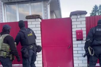 Продавшего несуществующие пикапы для нужд СВО будут судить в Твери Продавшего несуществующие пикапы для нужд СВО будут судить в Твери