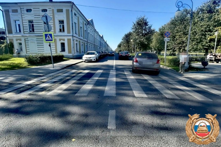 На пешеходном переходе в центре Твери сбили женщину