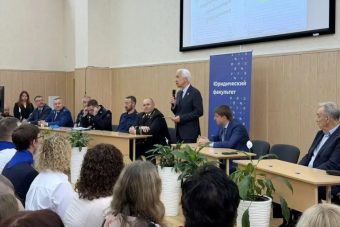 «Единая Россия» поддерживает развитие инфраструктуры учебных заведений «Единая Россия» поддерживает развитие инфраструктуры учебных заведений