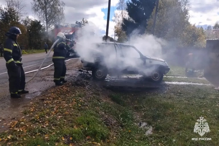 В Тверской области при проведении сварочных работ сгорел автомобиль